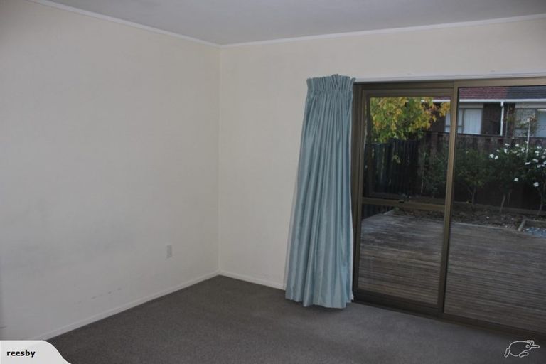 Photo of property in 3/76 Wellington Street, Howick, Auckland, 2014