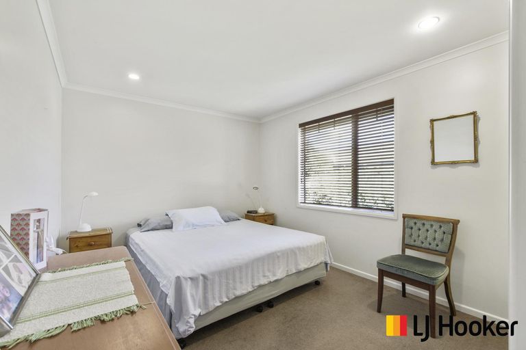 Photo of property in 33 Parkhaven Drive, Rosehill, Papakura, 2113