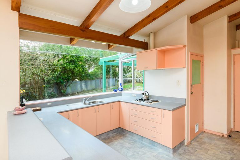 Photo of property in 23 Wood Street, Takaro, Palmerston North, 4410