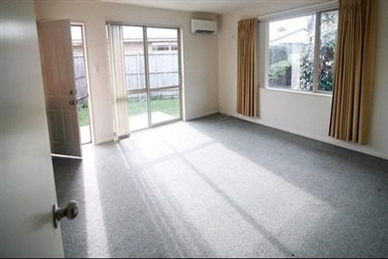 Photo of property in 35a Digby Place, Bromley, Christchurch, 8062