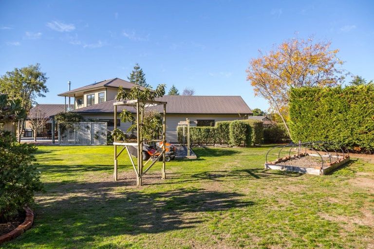 Photo of property in 328 Fabians Road, Morison Bush, Greytown, 5794