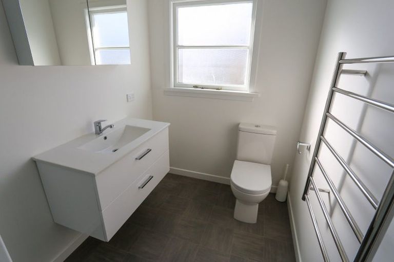 Photo of property in 98 Suva Street, Upper Riccarton, Christchurch, 8041