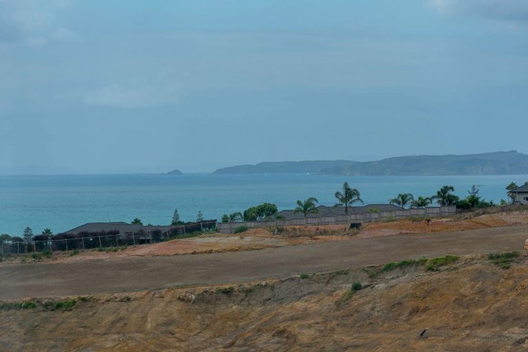 Photo of property in 10 Rockpool Road, Orewa, 0931