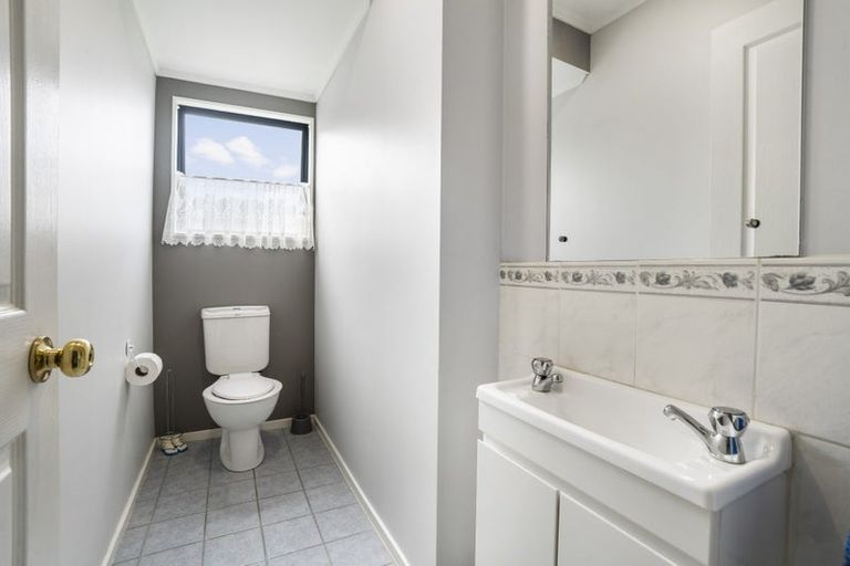 Photo of property in 40 Westview Court, Somerville, Auckland, 2014