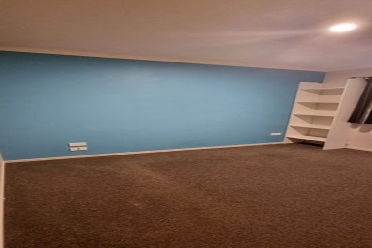 Photo of property in 10 Grierson Place, Pukekohe, 2120