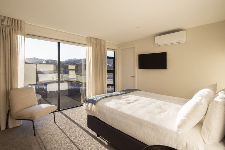 Photo of property in Kawarau Heights, 10 Alpine Avenue, 9304