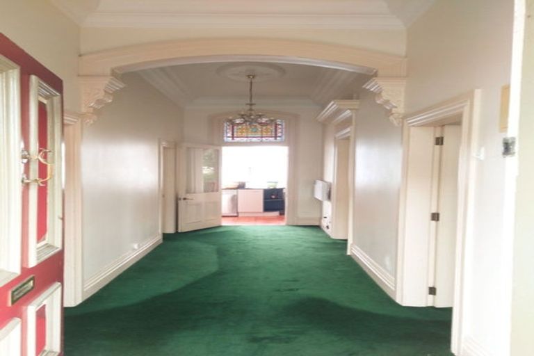 Photo of property in 205u2 The Terrace, Wellington Central, Wellington, 6011