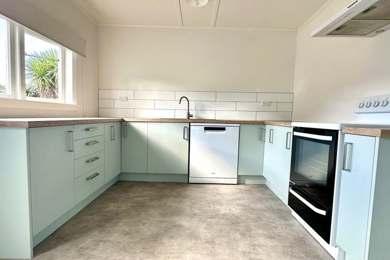 Photo of property in 4 Newarp Street, Balclutha, 9230