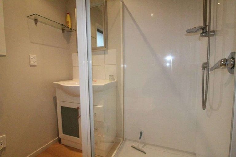 Photo of property in 24 Nyhon Place, Haast, 7886