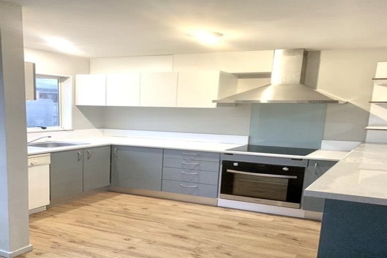 Photo of property in 10 Somerset Crescent, Spreydon, Christchurch, 8024