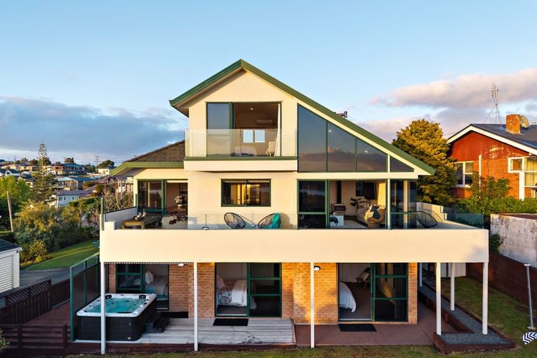 Photo of property in 26 Monyash Road, Manly, Whangaparaoa, 0930
