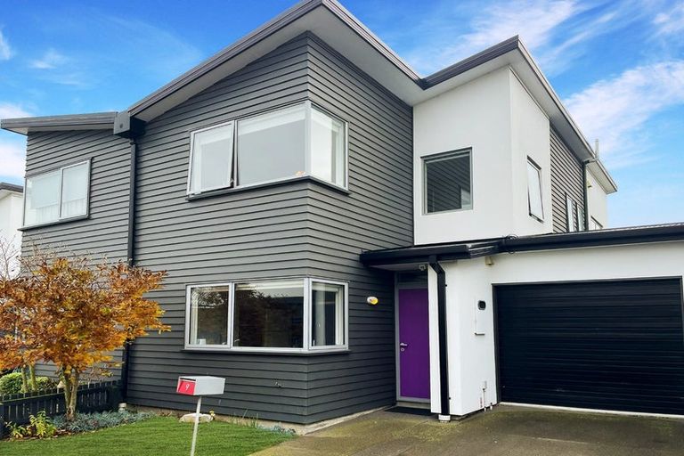 Photo of property in 9 Longueval Lane, Broomfield, Christchurch, 8042
