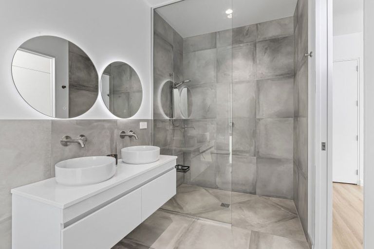 Photo of property in 30 Pacific Cliffs Drive, Gulf Harbour, Whangaparaoa, 0930