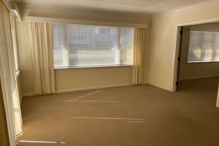 Photo of property in 42 Charles Street, Westshore, Napier, 4110