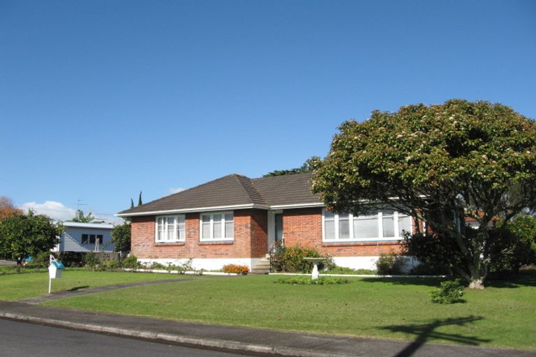 Photo of property in 4 Grant Avenue, Otara, Auckland, 2023