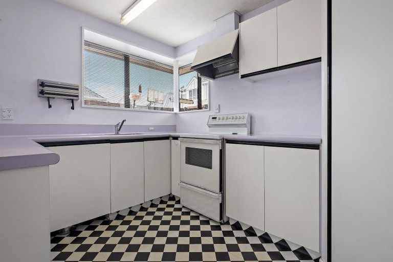 Photo of property in 142 Racecourse Road, Sockburn, Christchurch, 8042