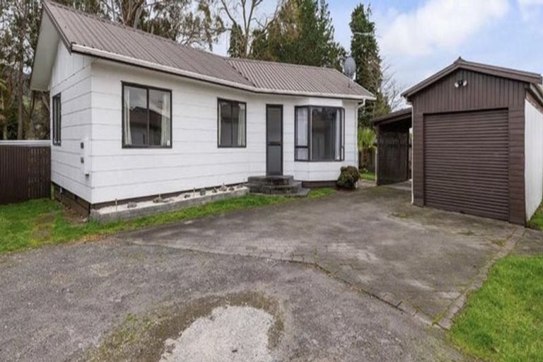 Photo of property in 45b Aquarius Drive, Kawaha Point, Rotorua, 3010