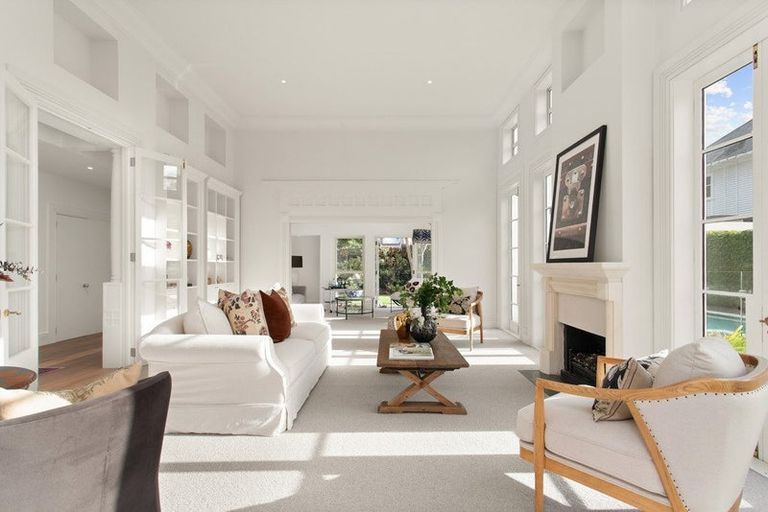 Photo of property in 17 Allister Avenue, Merivale, Christchurch, 8014