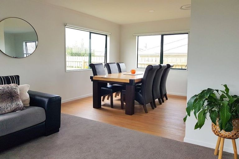 Photo of property in 7a Gordon Paul Place, Tuakau, 2121