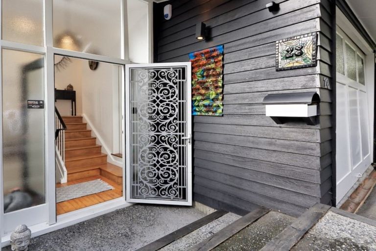 Photo of property in 28 Opou Road, Titirangi, Auckland, 0604