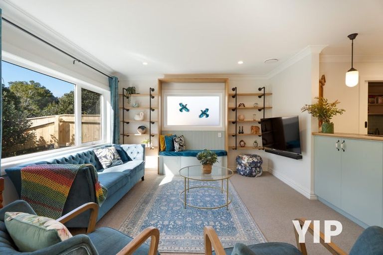 Photo of property in 4 Glenside Road, Glenside, Wellington, 6037