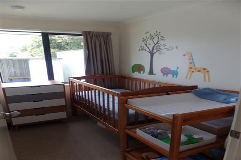 Photo of property in 492a Don Buck Road, Massey, Auckland, 0614