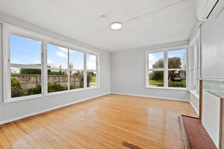 Photo of property in 30 Paddington Street, Northcote, Christchurch, 8052