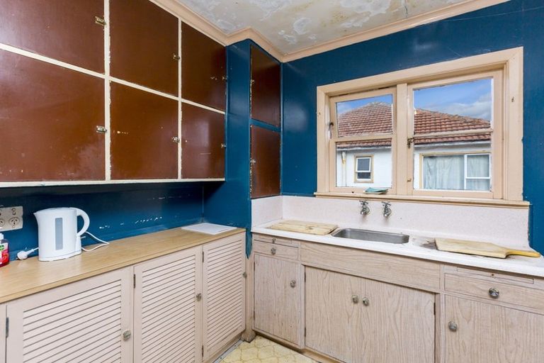 Photo of property in 70 Main Road, Wainuiomata, Lower Hutt, 5014