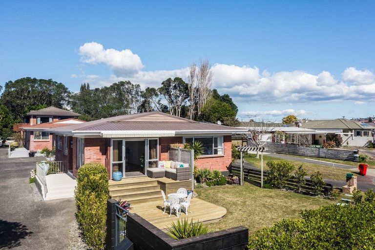 Photo of property in 1/6 Manuka Street, Orewa, 0931