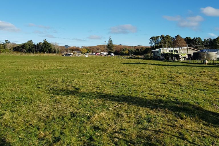Photo of property in 41 Banks Street, Tolaga Bay, 4077
