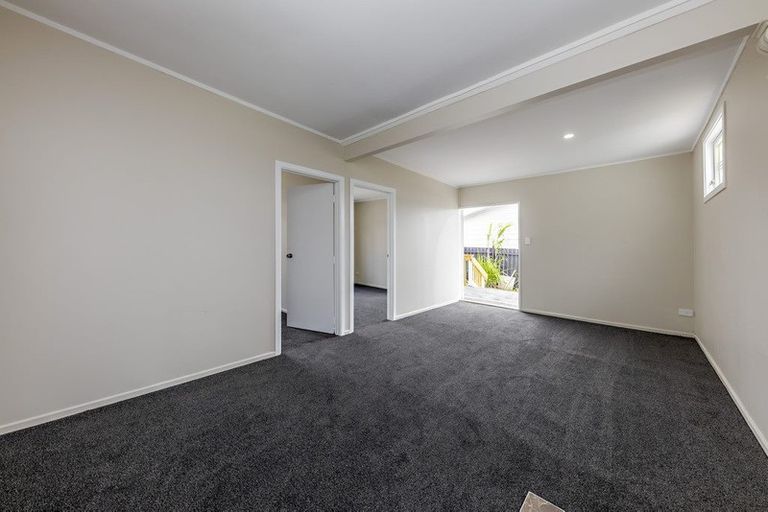 Photo of property in 1/16 Gordon Road, Papatoetoe, Auckland, 2025