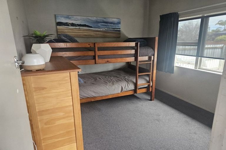 Photo of property in 1b Cassino Crescent, Onekawa, Napier, 4110