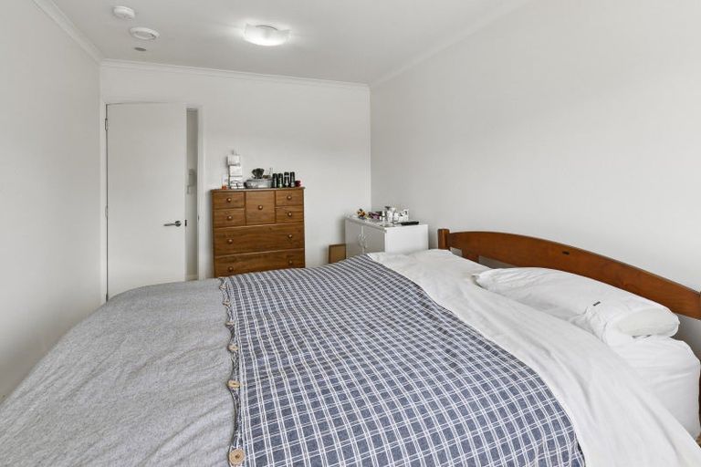 Photo of property in Monvie Apartments, 405/15 Holland Street, Te Aro, Wellington, 6011