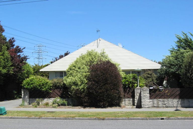 Photo of property in 421 Avonhead Road, Avonhead, Christchurch, 8042