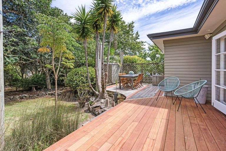 Photo of property in 37 Haruru Falls Road, Haruru, 0204