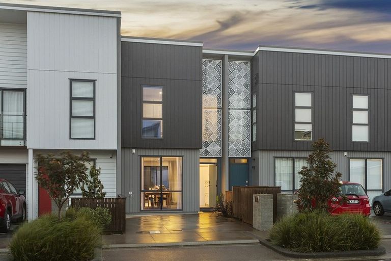 Photo of property in 8 Chaffinch Road, Hobsonville, Auckland, 0616