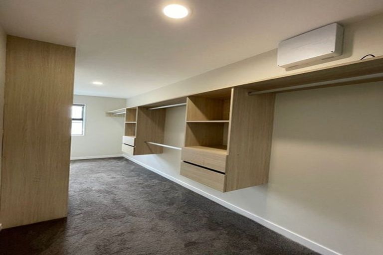Photo of property in 35 Cloonlyon Drive, Flat Bush, Auckland, 2019