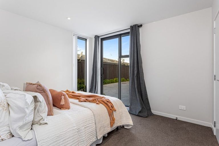 Photo of property in 174c Archers Road, Glenfield, Auckland, 0629