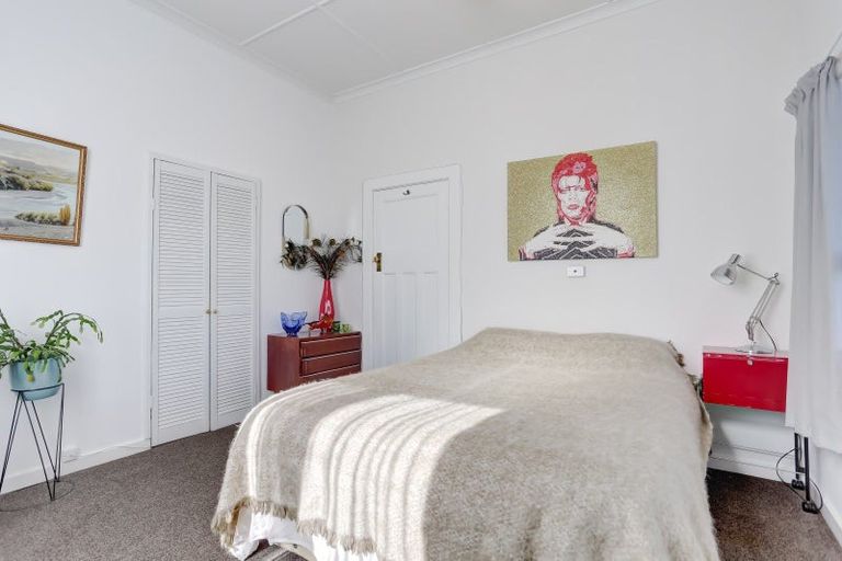 Photo of property in 92 Cornfoot Street, Castlecliff, Whanganui, 4501