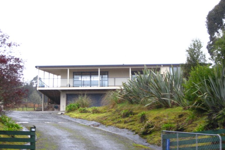 Photo of property in 27 Lake Brunner Road, Moana, Kumara, 7875