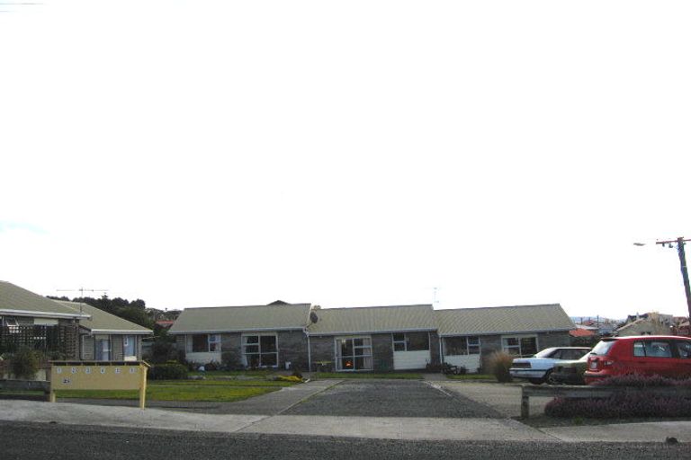Photo of property in 25 Gregory Street, Bluff, 9814