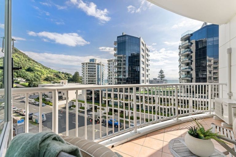 Photo of property in 29/12 Maunganui Road, Mount Maunganui, 3116