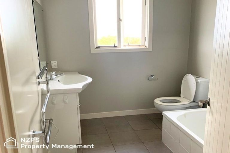 Photo of property in 39 Mooltan Street, Halfway Bush, Dunedin, 9010
