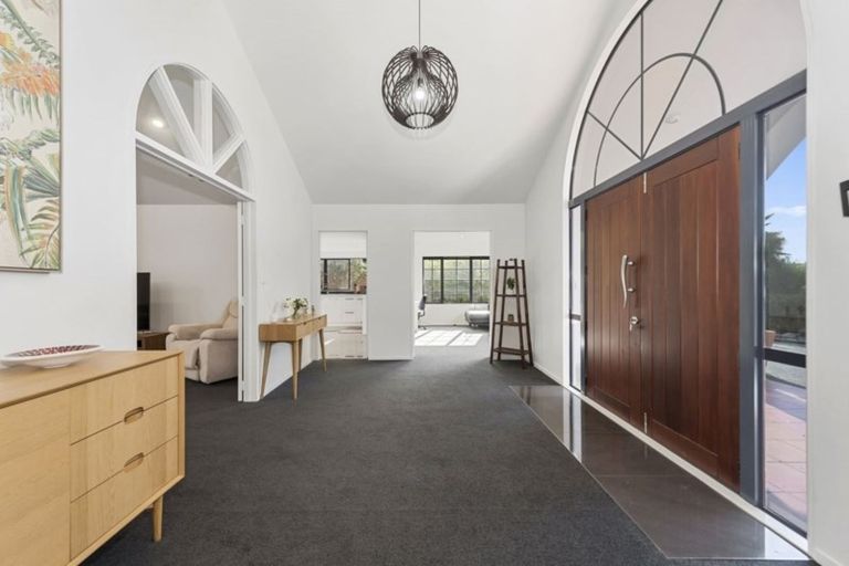 Photo of property in 19 Montrose Crescent, Huntington, Hamilton, 3210