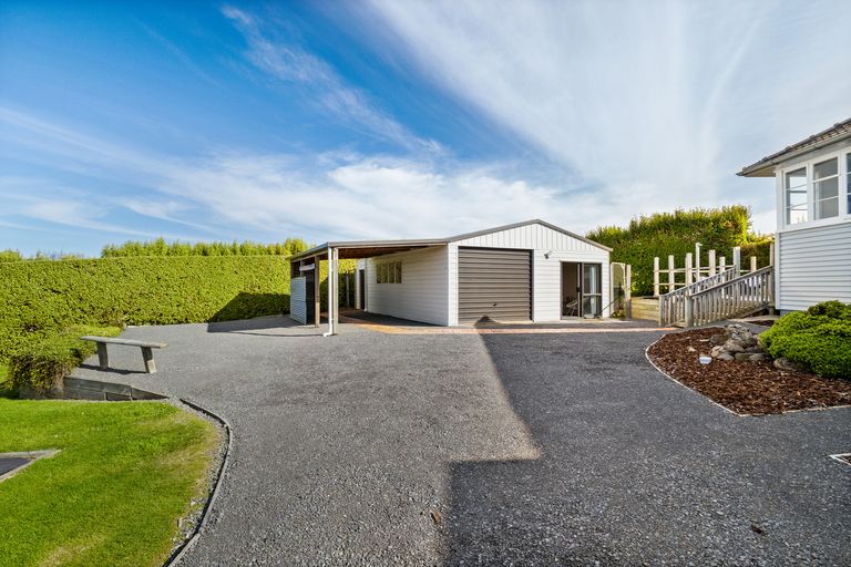 Photo of property in 5 Ellersley Street, Halfway Bush, Dunedin, 9010