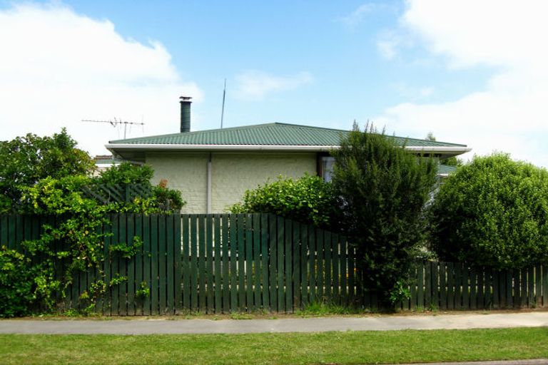 Photo of property in 37 Northcroft Street, Hoon Hay, Christchurch, 8025