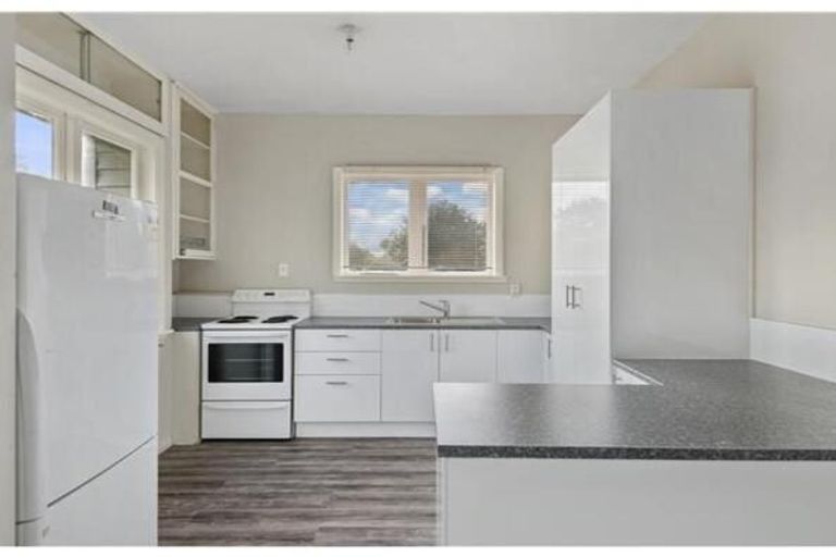 Photo of property in 5 Tara Street, Riccarton, Christchurch, 8041