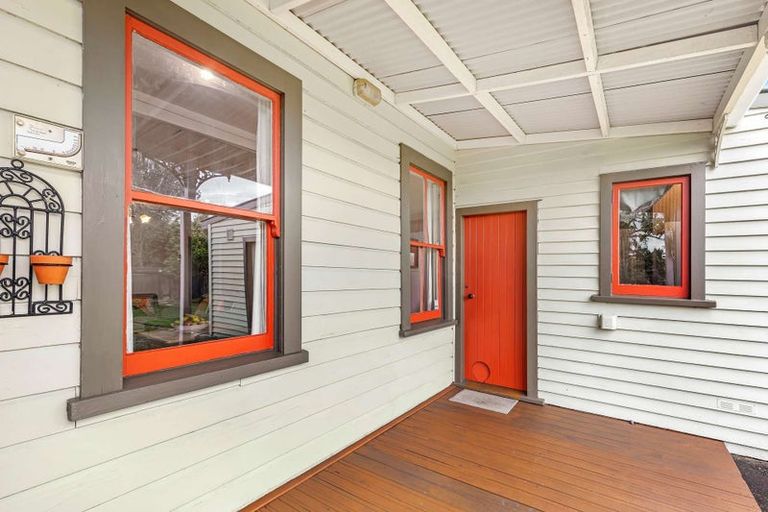 Photo of property in 127 Linton Street, West End, Palmerston North, 4410