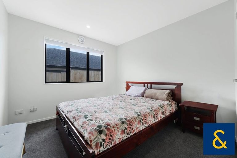 Photo of property in 8 Rorotu Avenue, Karaka, Papakura, 2113