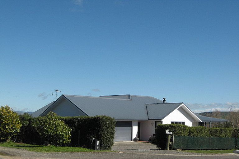 Photo of property in 11 Eden Terrace, Waipukurau, 4200